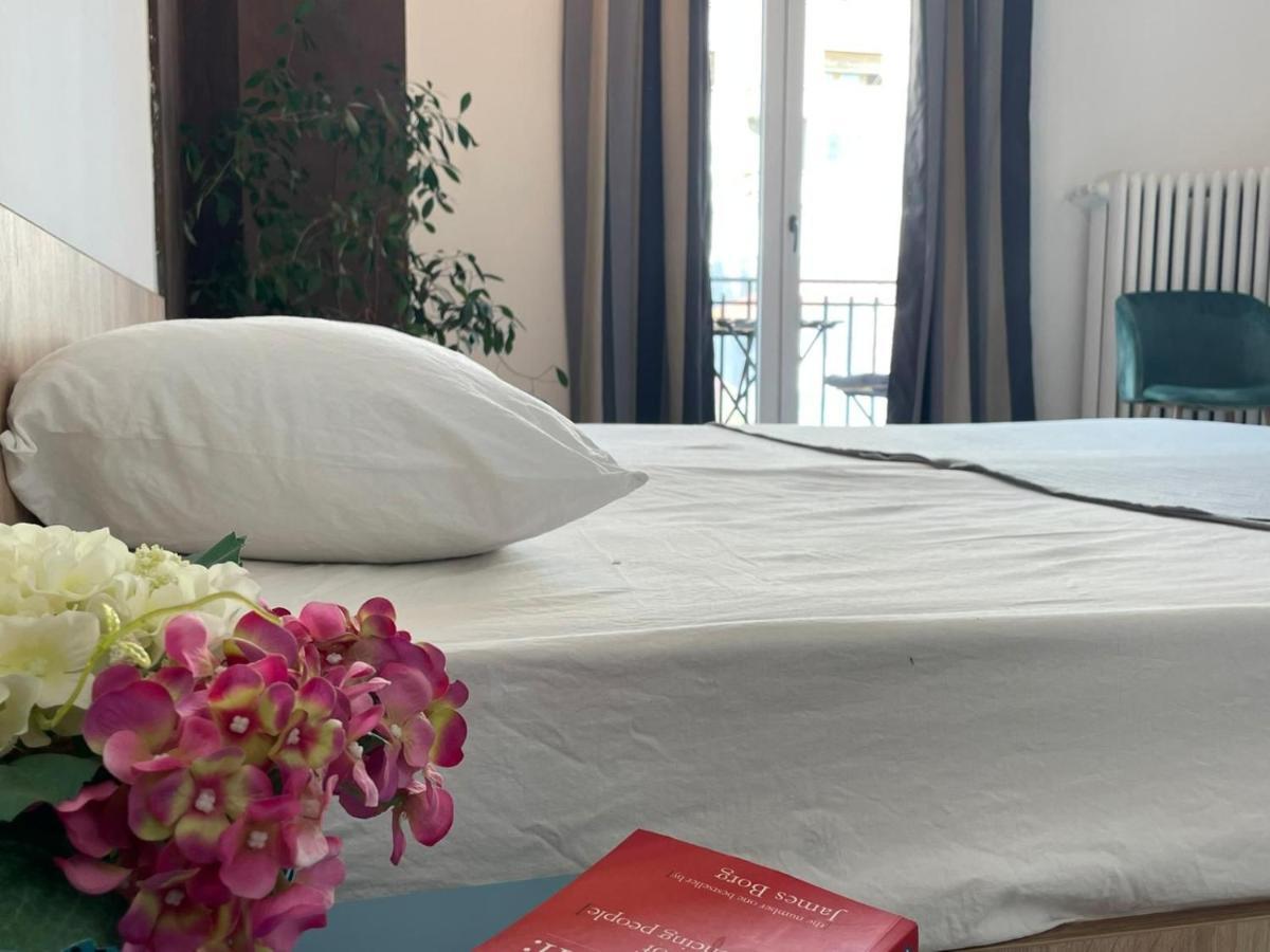 Апартаменты Outstanding 3Br Ultracentral Cityview Balcony Aaa Бухарест Экстерьер фото