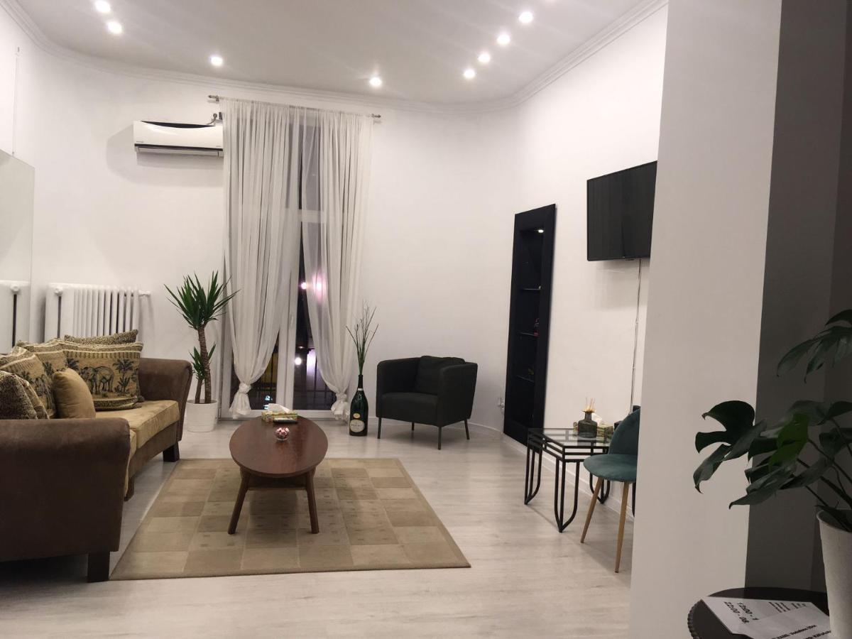 Апартаменты Outstanding 3Br Ultracentral Cityview Balcony Aaa Бухарест Экстерьер фото